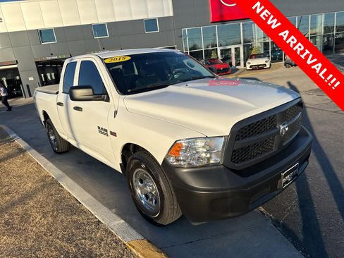Used 2018 RAM 1500 Tradesman image 3