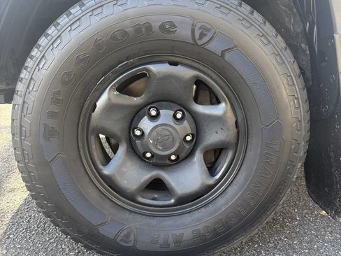 Used 2013 Toyota Tacoma PreRunner w/ Convenience Pkg RWD image 15