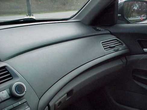 Used 2010 Honda Accord LX image 23