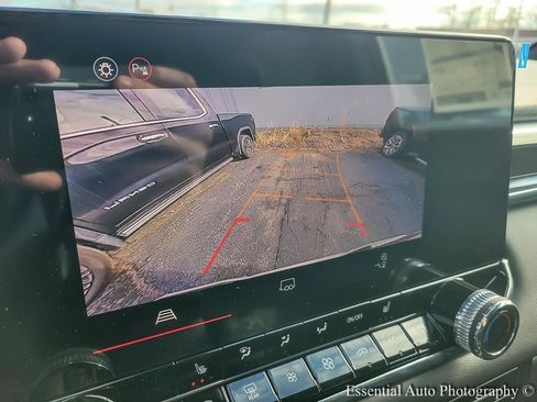 New 2026 GMC Canyon Elevation w/ Convenience Package image 15