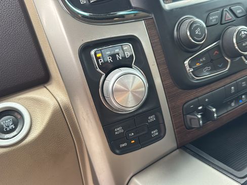 Used 2015 RAM 1500 Laramie w/ Convenience Group AWD/4WD image 23