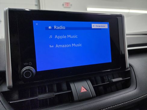 Used 2024 Toyota RAV4 XLE image 41