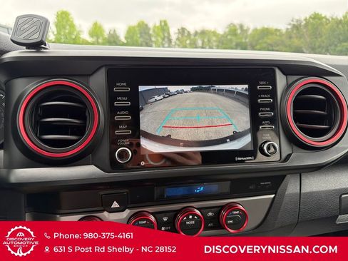 Used 2022 Toyota Tacoma SR AWD/4WD image 17
