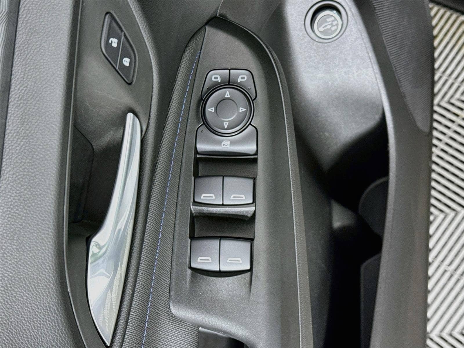 New 2026 Buick Envista Sport Touring w/ Convenience I Package FWD image 18