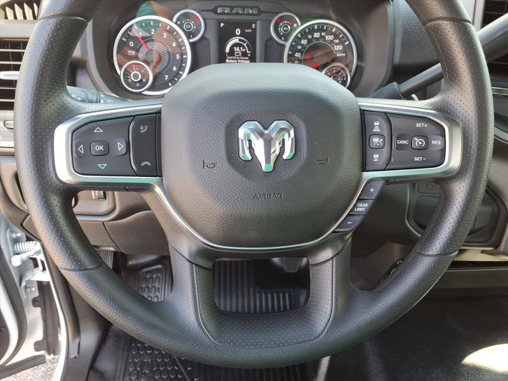 New 2026 RAM 2500 Tradesman w/ Chrome Appearance Group AWD/4WD image 26