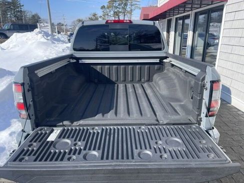 Used 2023 Nissan Frontier PRO-4X w/ Pro-4X Premium Package image 8