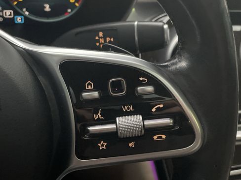 Used 2021 Mercedes-Benz GLC 300 4MATIC image 29