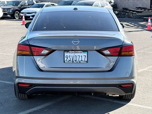 Used 2025 Nissan Altima 2.5 S FWD image 6