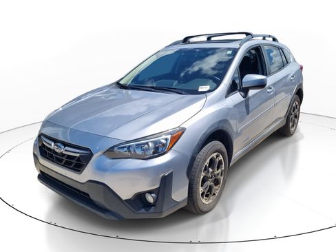 Used 2021 Subaru Crosstrek 2.0i Premium w/ Moonroof Package AWD/4WD image 3