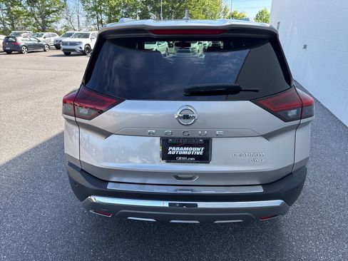 Used 2021 Nissan Rogue Platinum AWD/4WD image 6