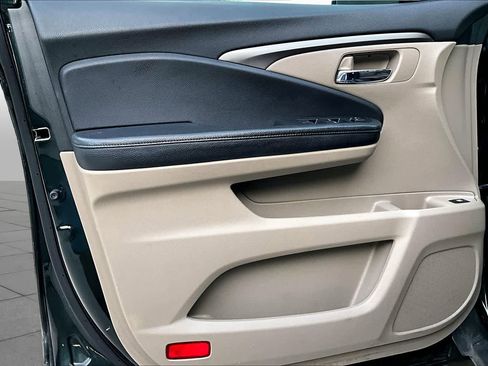 Used 2019 Honda Pilot EX image 20