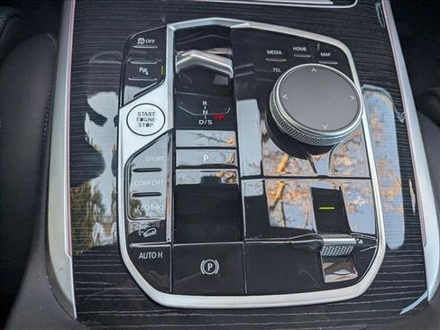 Used 2023 BMW X7 xDrive40i w/ M Sport Package image 12