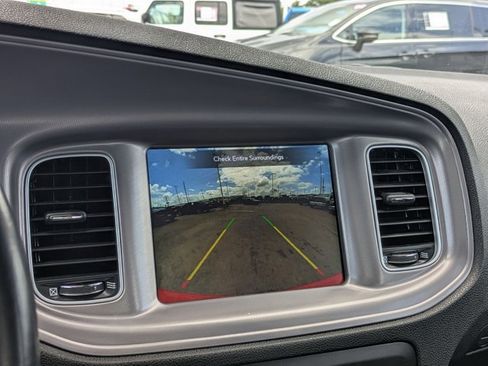 Used 2023 Dodge Charger SXT RWD image 11