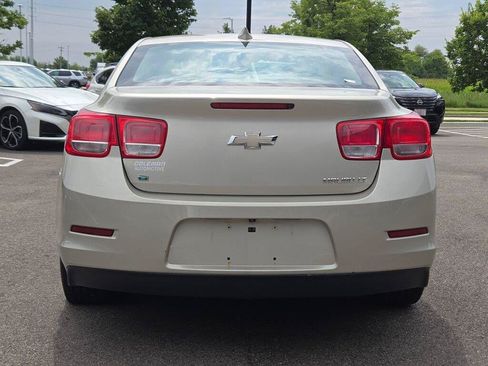 Used 2015 Chevrolet Malibu LT w/ Power Convenience Package FWD image 12