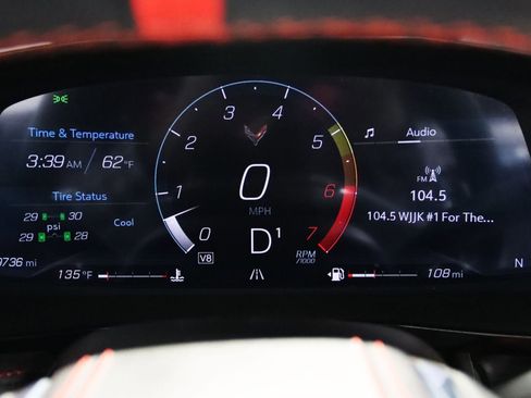 Used 2024 Chevrolet Corvette Stingray Premium Conv w/ Z51 Performance Package RWD image 43