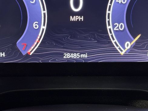 Used 2025 Jeep Grand Cherokee Altitude AWD/4WD image 13