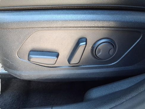 Used 2024 Kia Sportage EX image 14