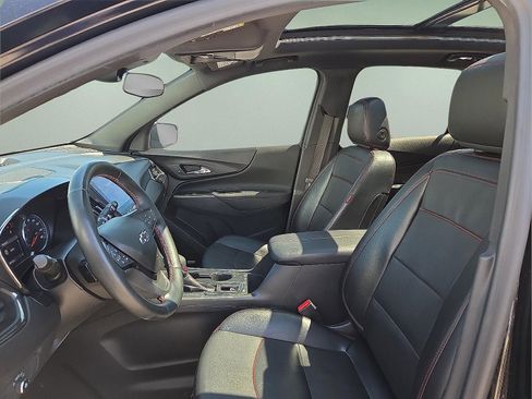 Used 2023 Chevrolet Equinox RS w/ RS Leather Package FWD image 13