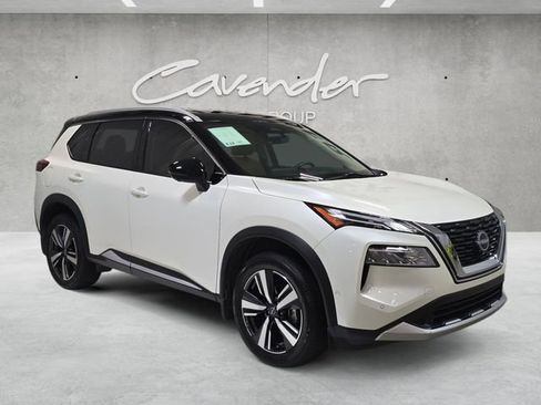 Certified 2023 Nissan Rogue Platinum image 2