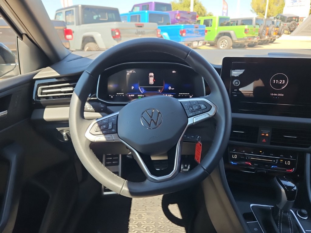 Used 2025 Volkswagen Jetta Sport FWD image 29