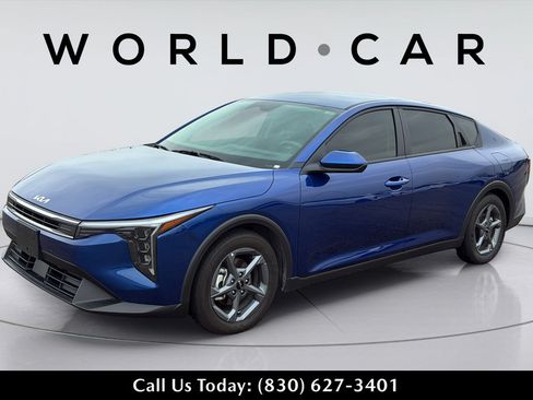 Used 2025 Kia K4 FWD image 13