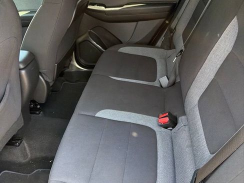 Used 2025 Chevrolet TrailBlazer LT AWD/4WD image 12