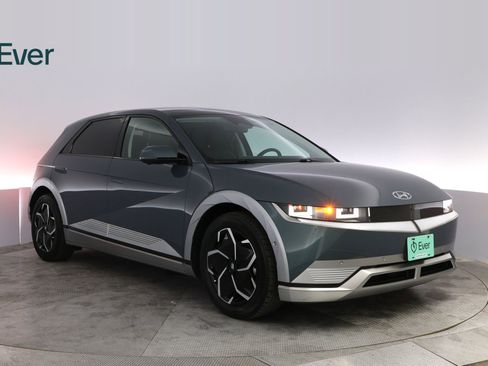 Used 2024 Hyundai Ioniq 5 Limited image 13