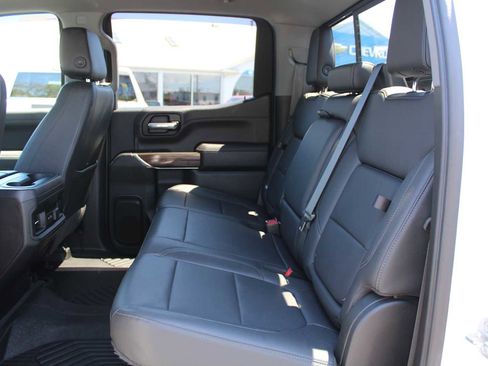 Used 2021 Chevrolet Silverado 1500 LT Trail Boss w/ Convenience Package II AWD/4WD image 10