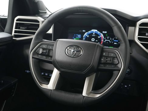 Used 2025 Toyota Sequoia Limited w/ Tow Technology Package AWD/4WD image 15