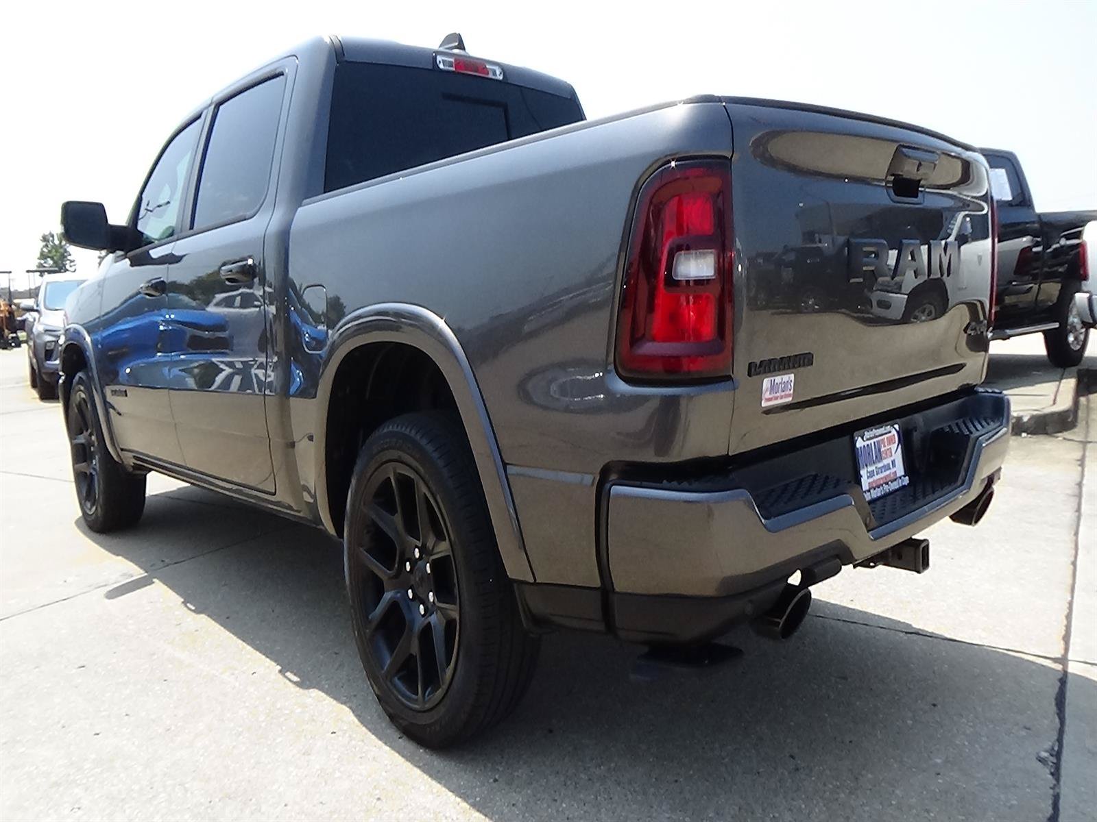 Used 2025 RAM 1500 Laramie w/ Night Edition AWD/4WD image 8