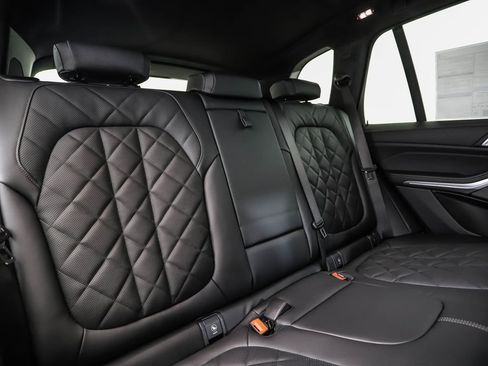 New 2026 BMW X5 xDrive50e image 28