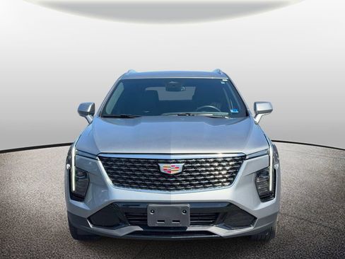 Used 2025 Cadillac XT4 Premium Luxury AWD/4WD image 8
