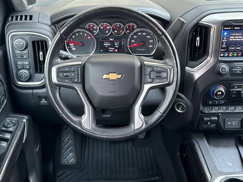 Used 2020 Chevrolet Silverado 1500 LTZ w/ LTZ Plus Package AWD/4WD image 15