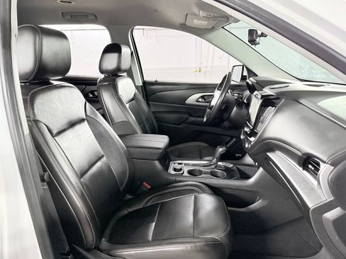 Used 2020 Chevrolet Traverse RS FWD image 28