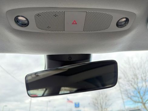 Used 2019 Tesla Model 3 Mid Range image 21