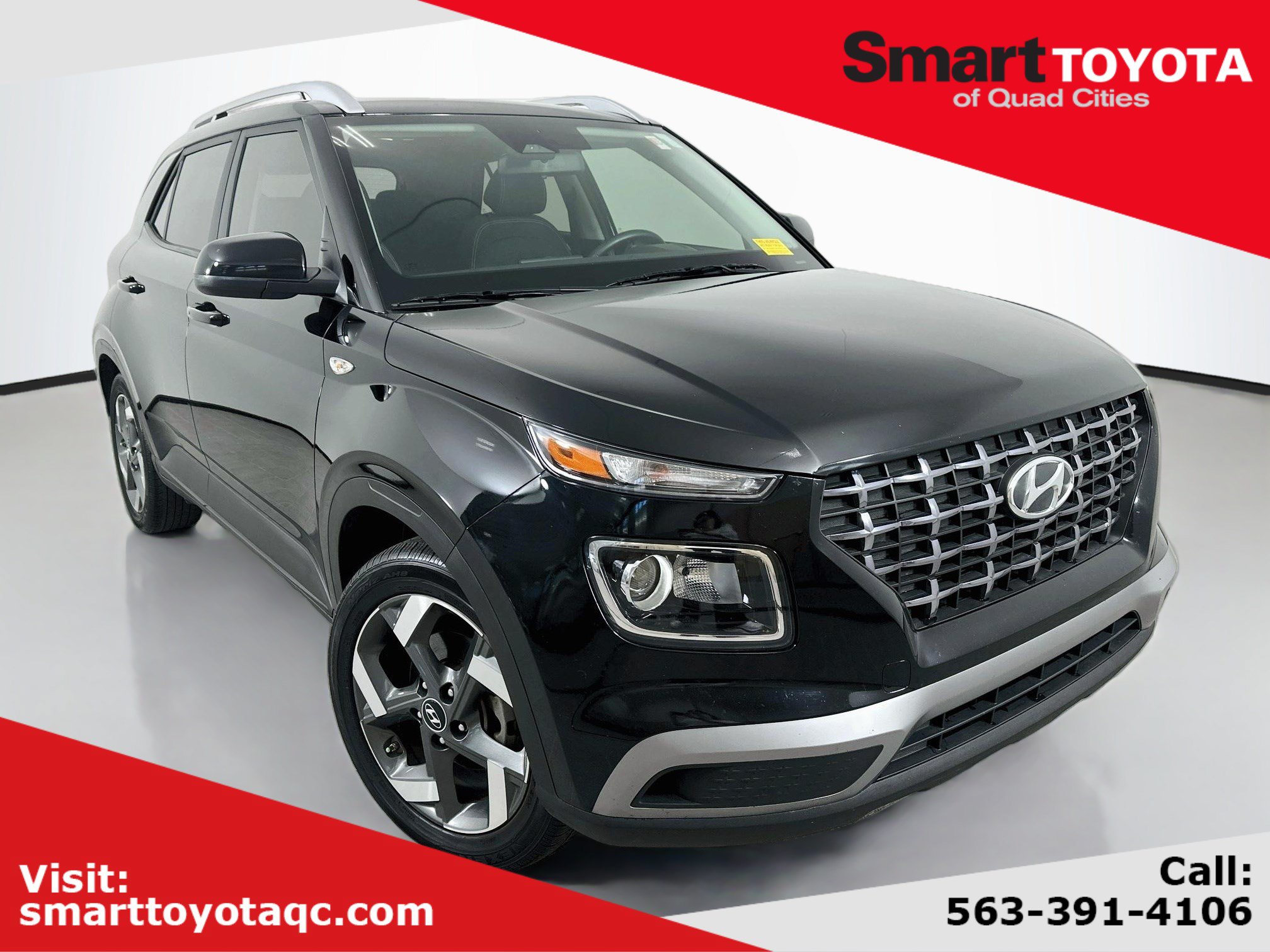 Used 2024 Hyundai Venue SEL FWD image 1