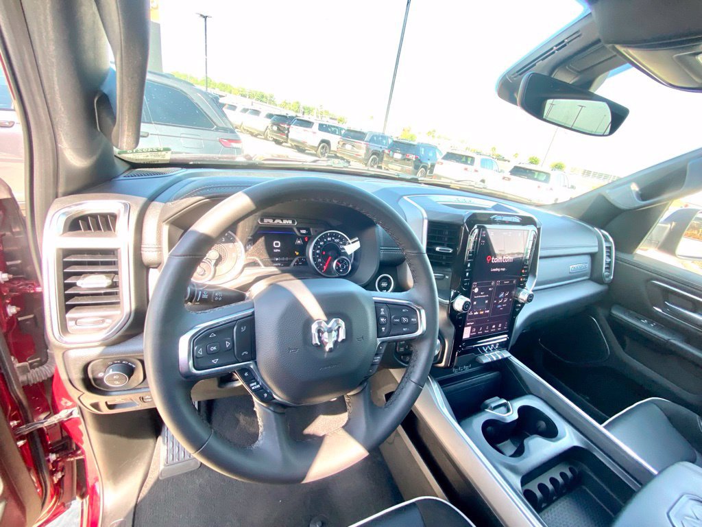 Used 2026 RAM 1500 Laramie AWD/4WD image 15
