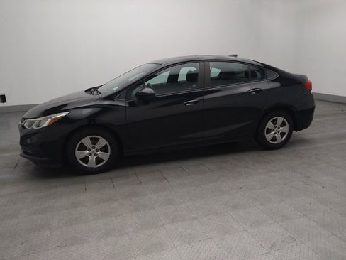 Used 2017 Chevrolet Cruze LS FWD image 2