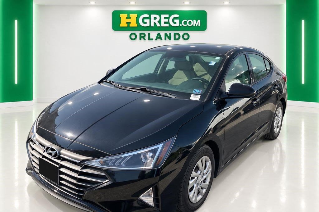 Used 2020 Hyundai Elantra SE FWD image 4