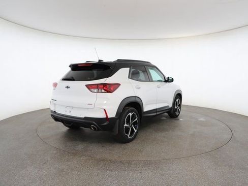 Used 2021 Chevrolet TrailBlazer RS w/ Technology Package image 17