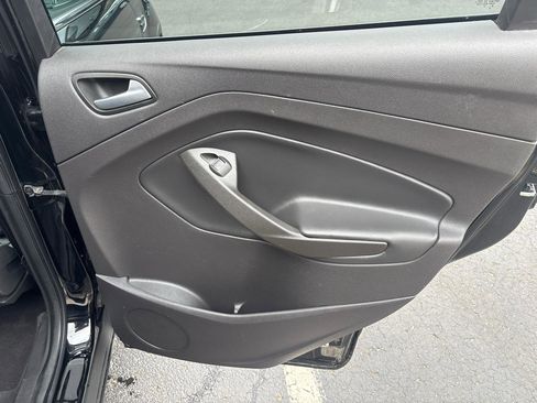 Used 2018 Ford Escape SEL image 27