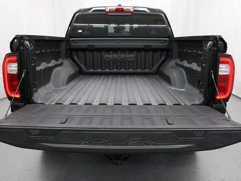 New 2026 GMC Canyon Elevation w/ Convenience Package image 7