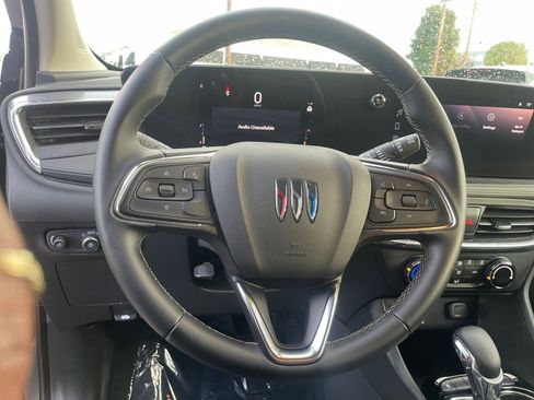 Used 2025 Buick Encore GX Preferred image 28
