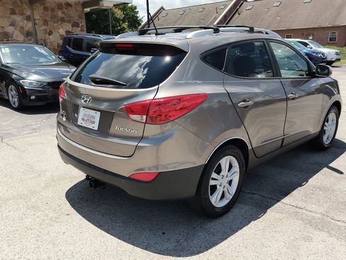 Used 2012 Hyundai Tucson GLS image 5