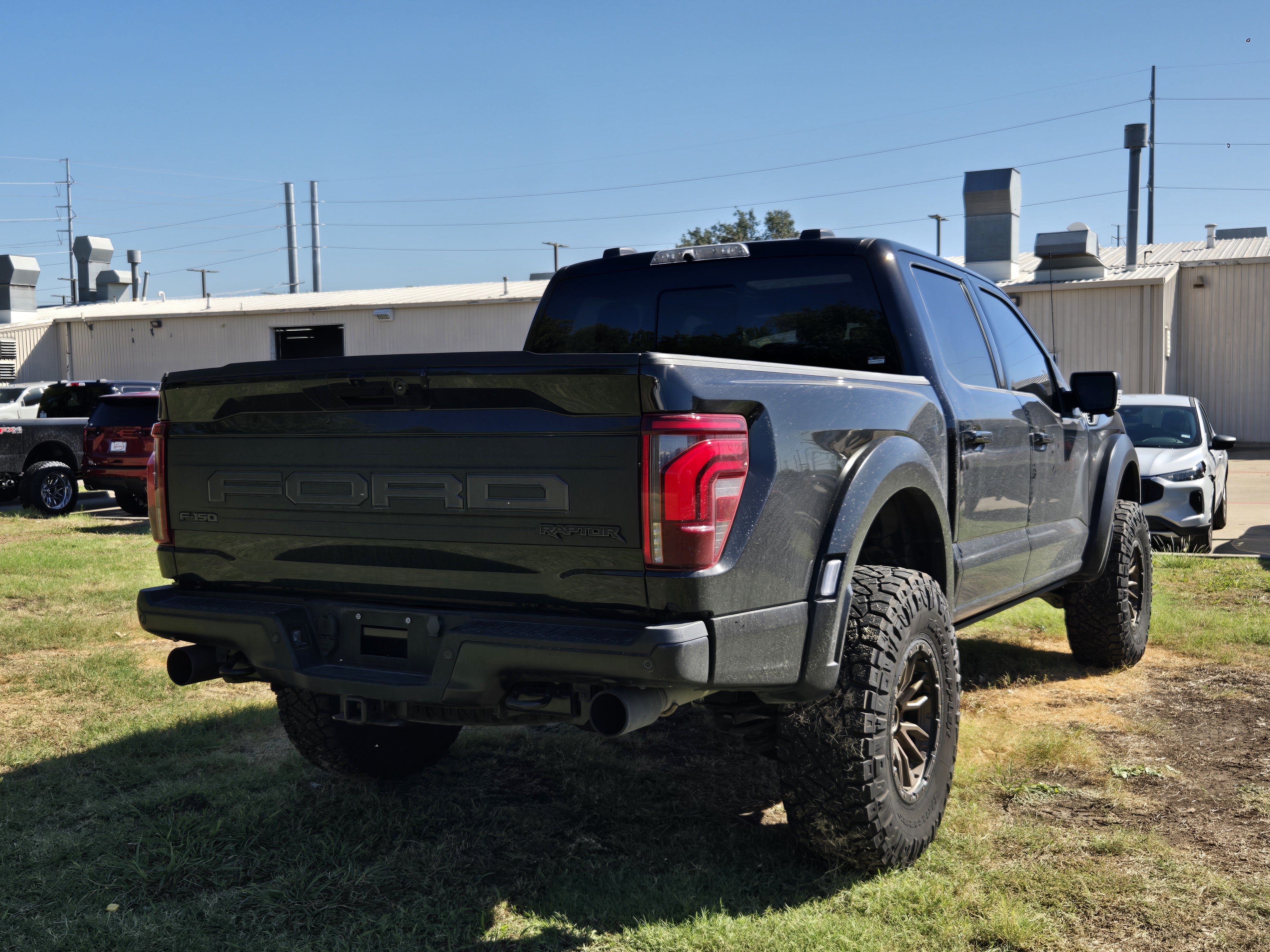 Used 2025 Ford F150 Raptor AWD/4WD image 6
