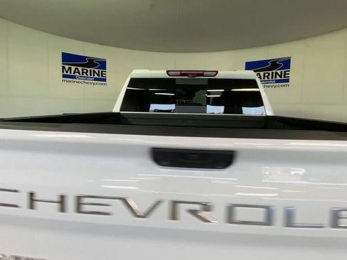 Used 2025 Chevrolet Silverado 1500 LTZ AWD/4WD image 9