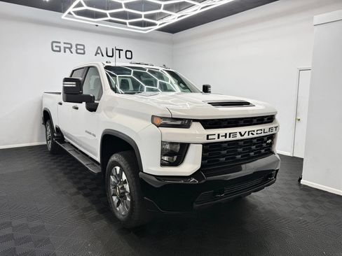 Used 2023 Chevrolet Silverado 2500 Custom w/ Custom Convenience Package AWD/4WD image 10