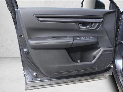 Used 2026 Honda CR-V LX image 12