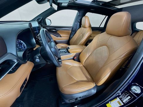 Used 2022 Toyota Highlander Platinum image 21