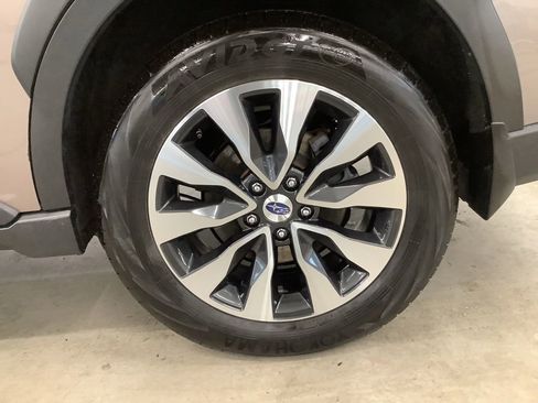 Used 2023 Subaru Outback Limited AWD/4WD image 23